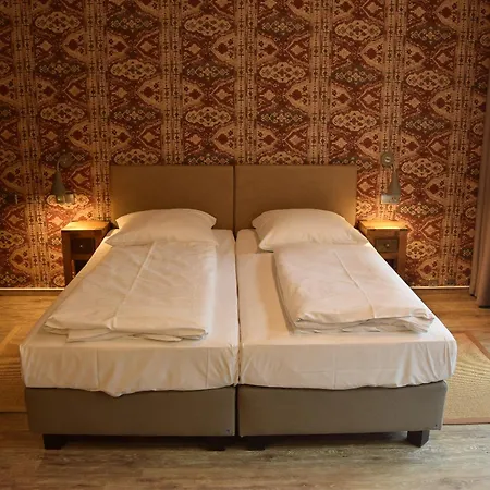 Liszt Otel 3*